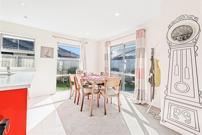 Photo of property in 9 The Runway, Wigram, Christchurch, 8042