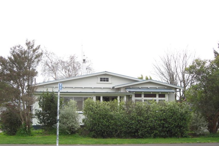 Photo of property in 111 Beresford Street, Saint Leonards, Hastings, 4120