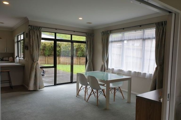 Photo of property in 13 Yarnbrook Grove, Churton Park, Wellington, 6037