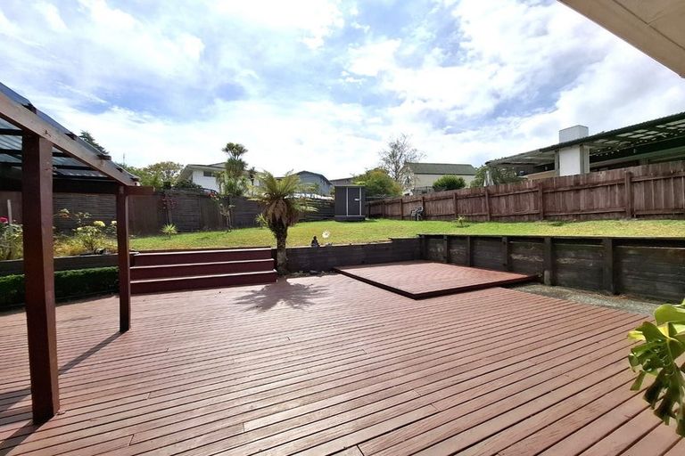 Photo of property in 168 Weatherly Road, Torbay, Auckland, 0630