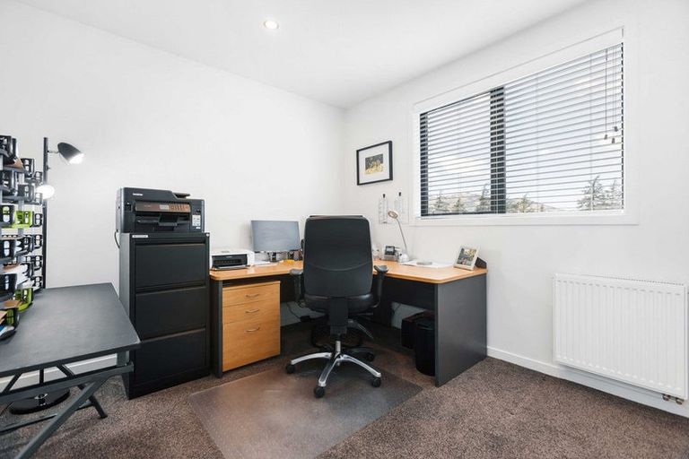 Photo of property in 6 Hortons Way, Cromwell, 9310