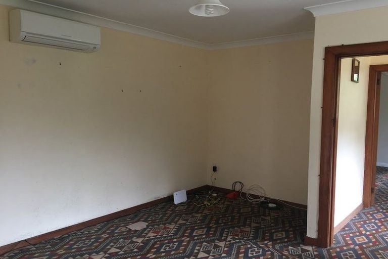 Photo of property in 1/9 Busaco Road, Hataitai, Wellington, 6021