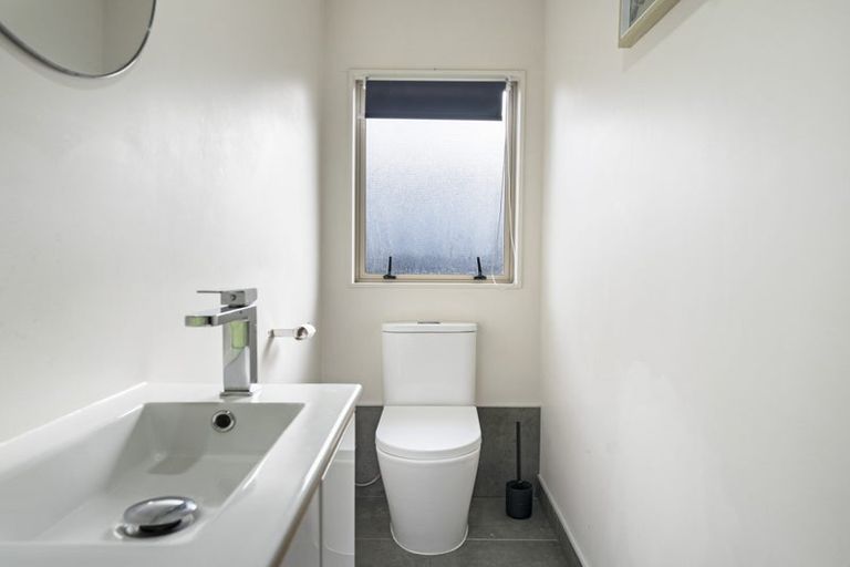 Photo of property in 75 Kamara Road, Glen Eden, Auckland, 0602