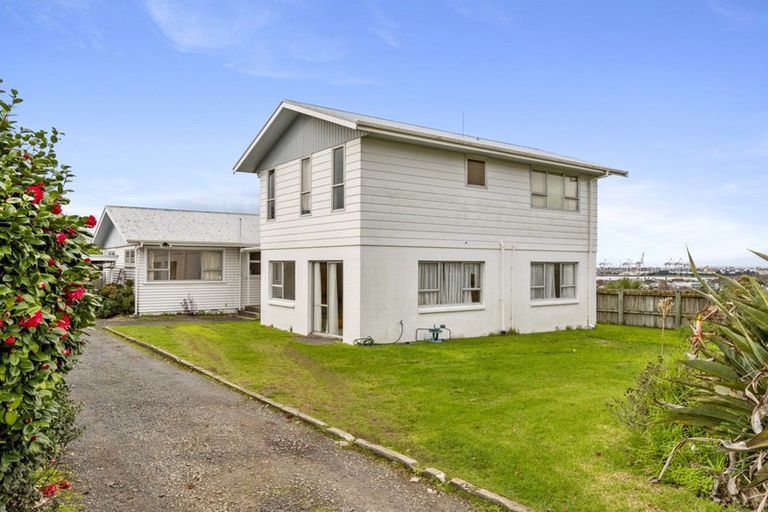 Photo of property in 58 Hinewa Road, Otumoetai, Tauranga, 3110