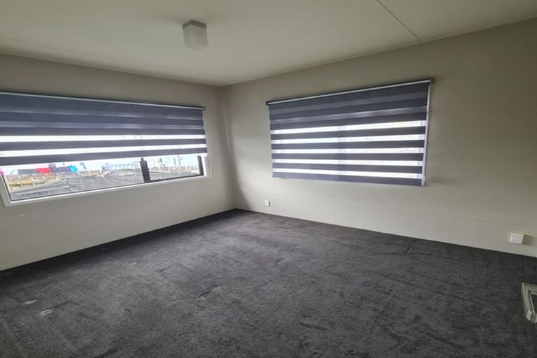 Photo of property in 2/21 Southview Place, Wattle Downs, Auckland, 2102