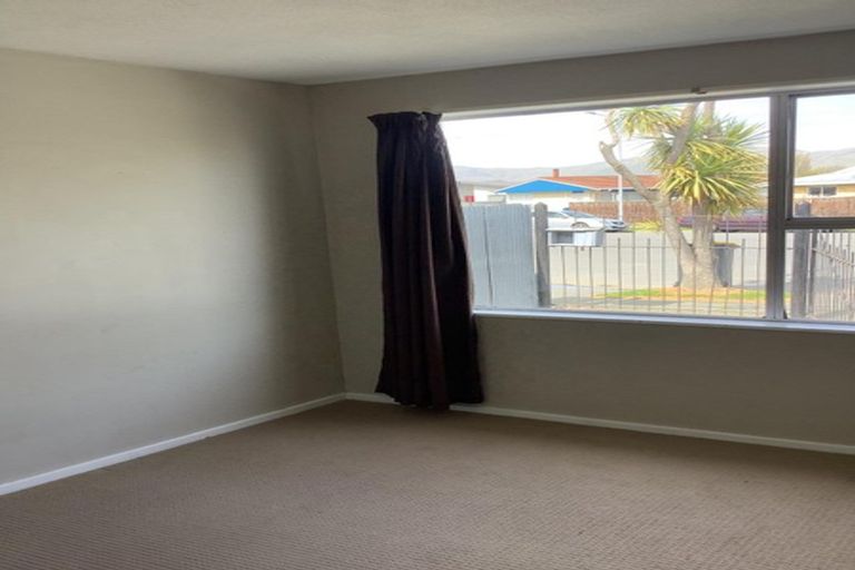 Photo of property in 31 Claymore Street, Woolston, Christchurch, 8062