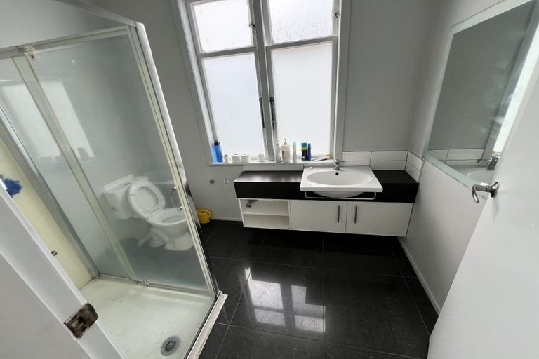Photo of property in 46 Queen Street, Petone, Lower Hutt, 5012