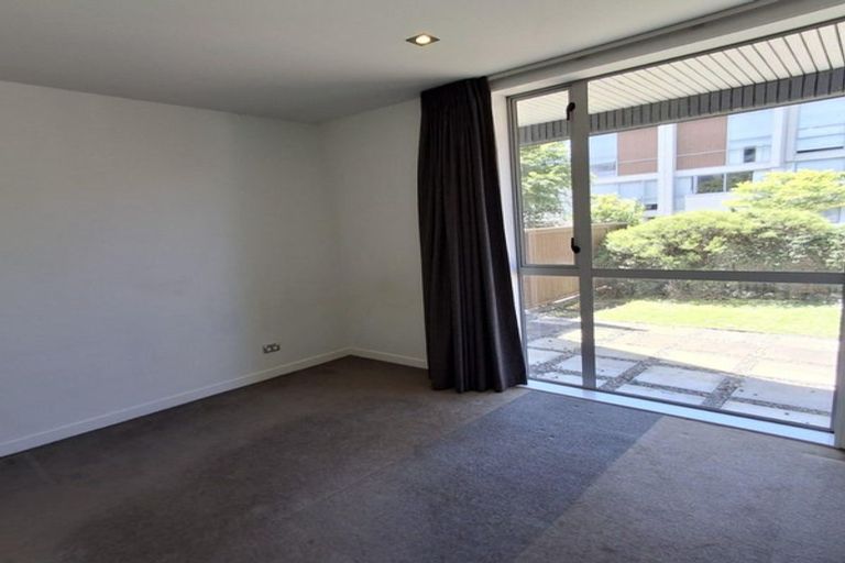 Photo of property in Altar Apartments, 43/120u Rintoul Street, Newtown, Wellington, 6021