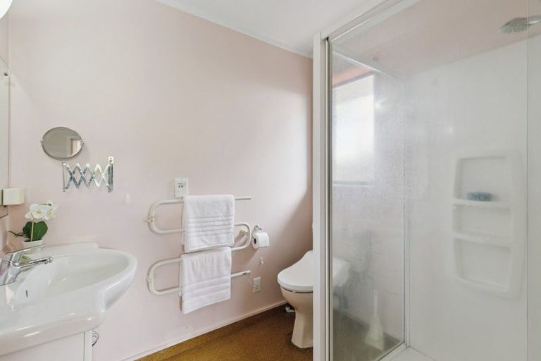 Photo of property in 39 Satara Crescent, Khandallah, Wellington, 6035