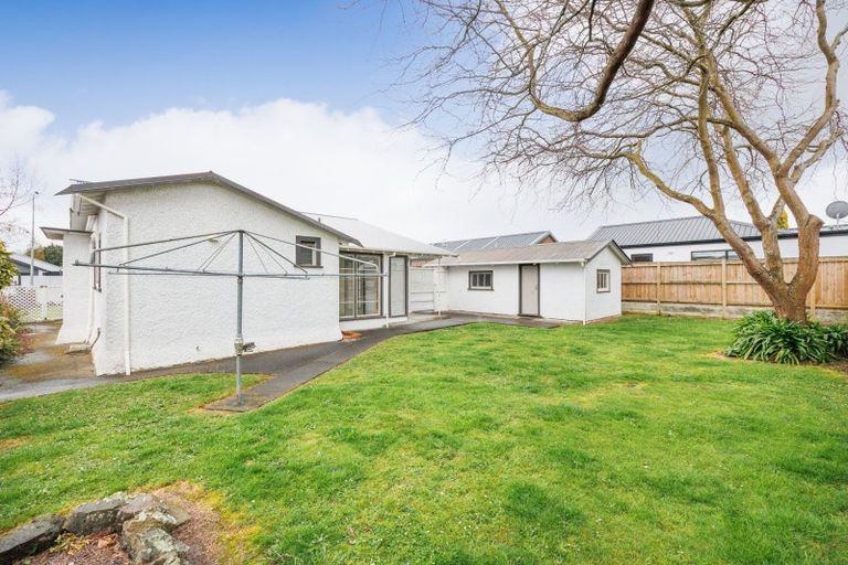 Photo of property in 19 Brightwater Terrace, Terrace End, Palmerston North, 4410