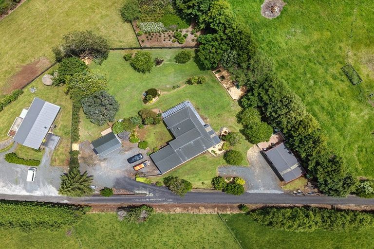 Photo of property in 465 Apotu Road, Kauri, Kamo, 0185
