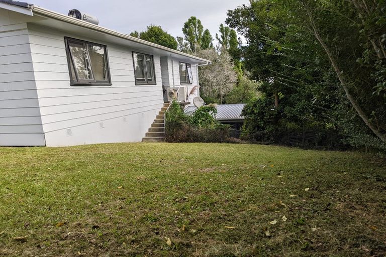 Photo of property in 1/6 Makora Road, Massey, Auckland, 0614