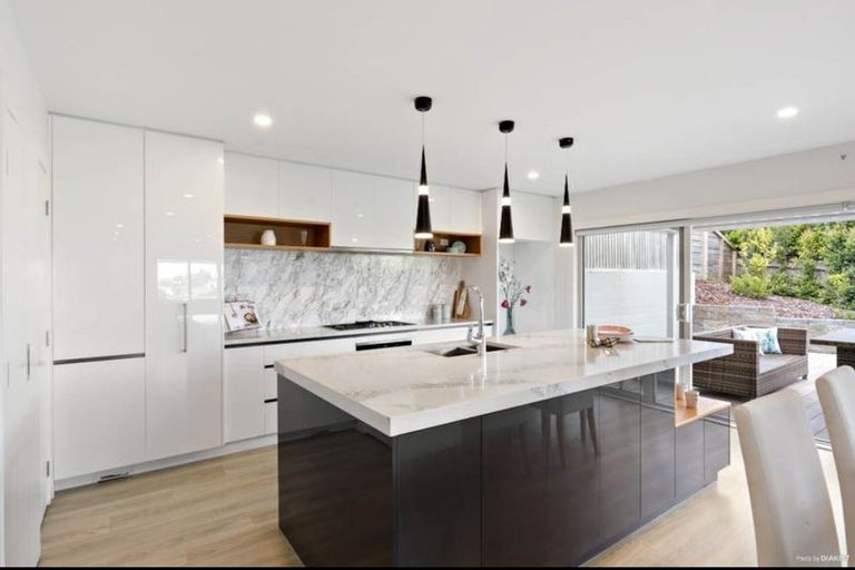 Photo of property in 65 Millennial Way, Orewa, 0931