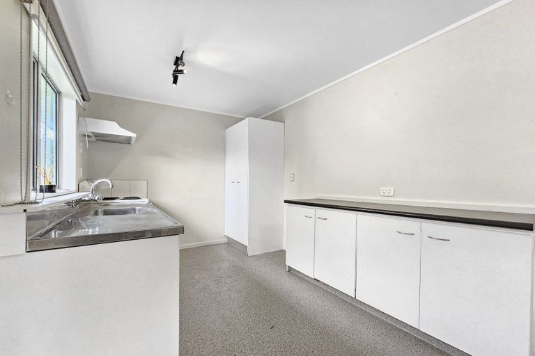 Photo of property in 6b Thebes Street, Pomare, Rotorua, 3015