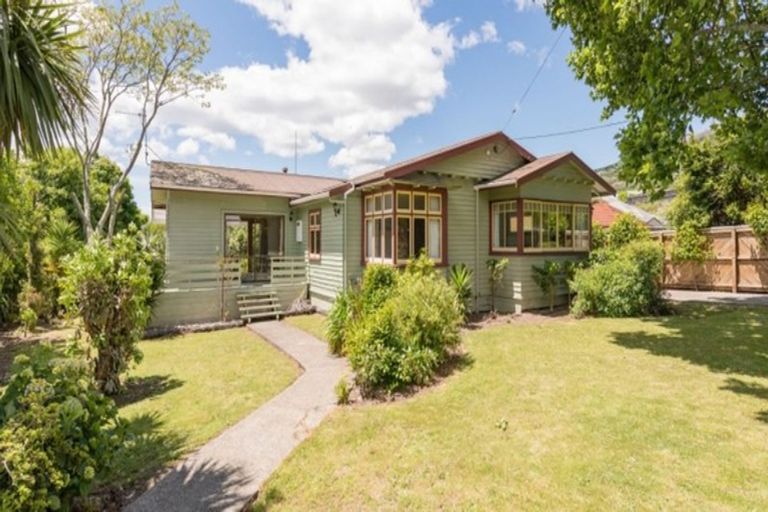 Photo of property in 106 Queen Street, Richmond, 7020