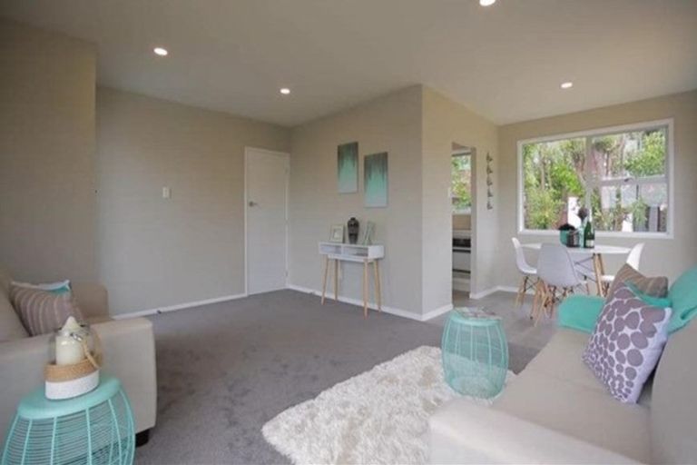 Photo of property in 32 Fitzwater Place, Henderson, Auckland, 0612