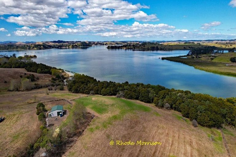 Photo of property in 196 Metcalfe Road, Matakohe, 0593