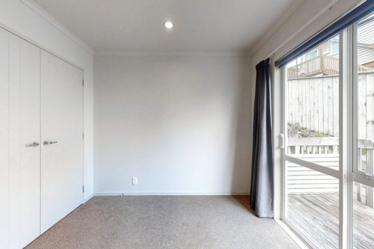 Photo of property in 57 Glanmire Road, Newlands, Wellington, 6037