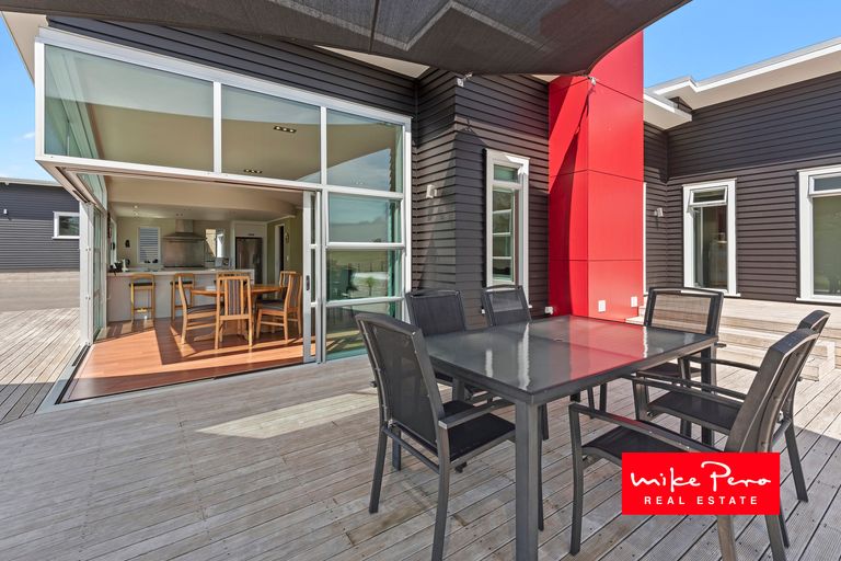 Photo of property in 66 Smithville Road, Te Kamo, Kamo, 0185