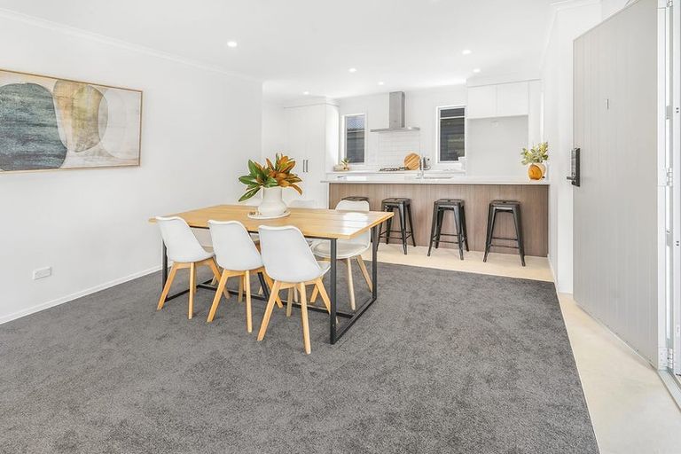 Photo of property in 15u6 Glen Lynne Avenue, Queenwood, Hamilton, 3210