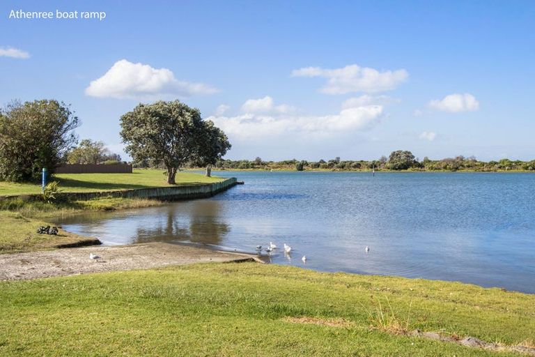 Photo of property in 87 Athenree Road, Athenree, Katikati, 3177