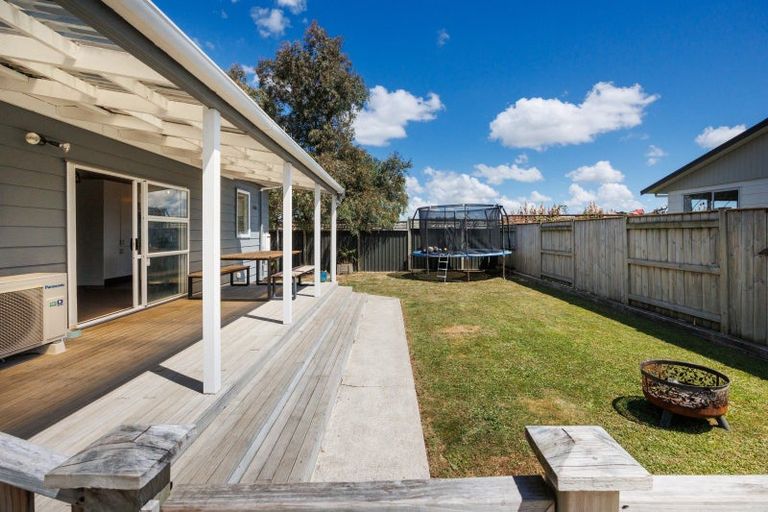 Photo of property in 8a Kaimanawa Street, Kelvin Grove, Palmerston North, 4414