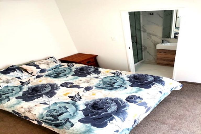 Photo of property in 71 Joseph Street, Flat Bush, Auckland, 2019