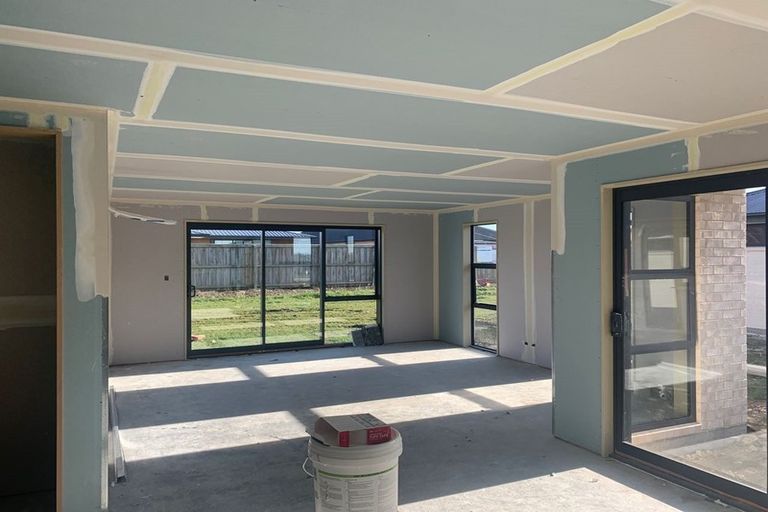 Photo of property in 184 Faringdon Boulevard, Rolleston, 7615