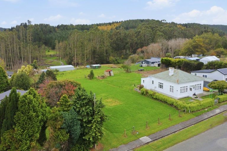 Photo of property in 45 Needles Street, Kaitangata, 9210