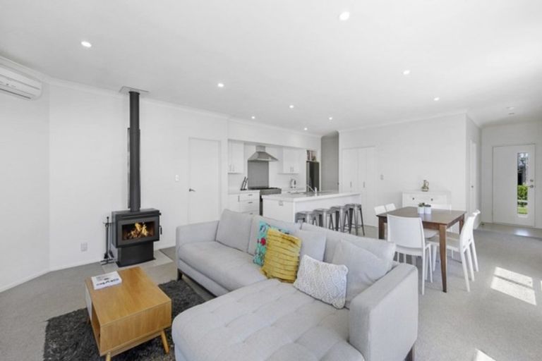 Photo of property in 12 Christie Place, Rolleston, 7614