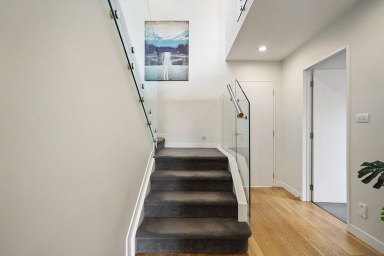 Photo of property in 13 Pin Oak Drive, Schnapper Rock, Auckland, 0632