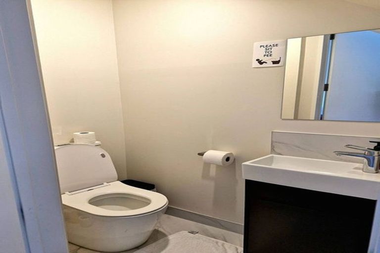 Photo of property in 9 Sioux Road, Hobsonville, Auckland, 0616