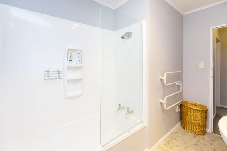 Photo of property in 35f1- Ararino Street, Trentham, Upper Hutt, 5018