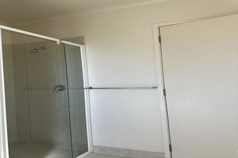 Photo of property in 13 Les Fisher Place, Pukekohe, 2120