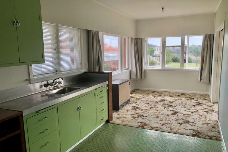 Photo of property in 39 Norman Road, Hauraki, Auckland, 0622