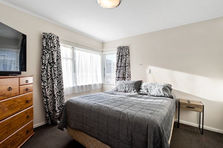 Photo of property in 950 High Street, Avalon, Lower Hutt, 5011