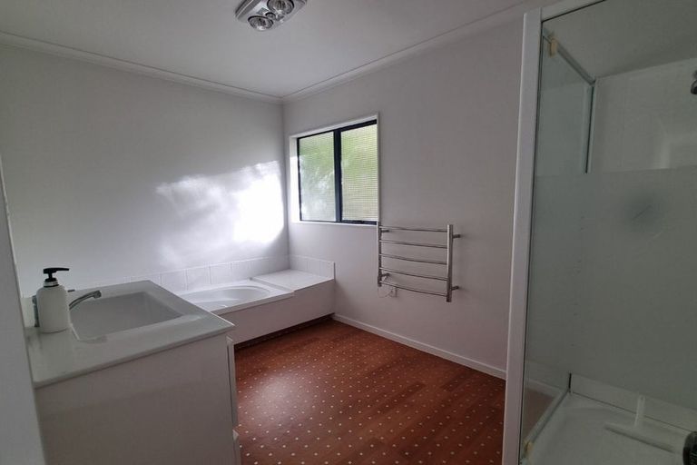 Photo of property in 12 Webster Place, Picton, 7220