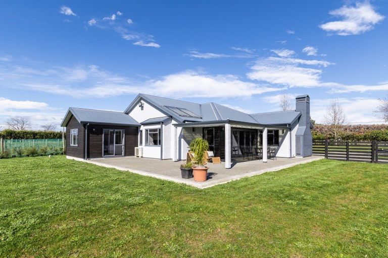 Photo of property in 31 Moteo Marae Road, Puketapu, Napier, 4183