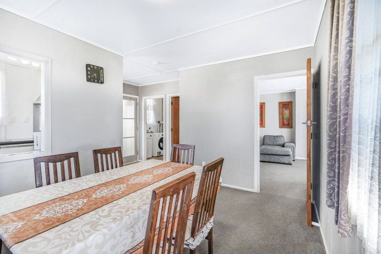 Photo of property in 50 Kaka Crescent, Tokoroa, 3420