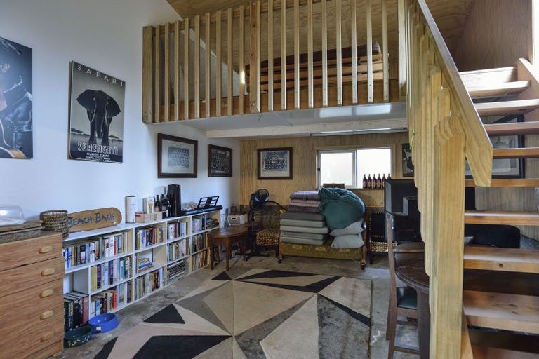 Photo of property in 69 Fortescue Street, Mahia, Nuhaka, 4198