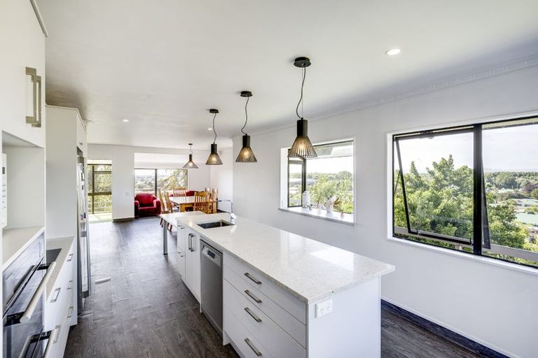 Photo of property in 10 Poaka Place, Taradale, Napier, 4112