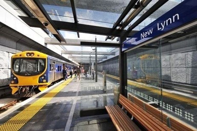 Photo of property in 4/85 Hutchinson Avenue, New Lynn, Auckland, 0600