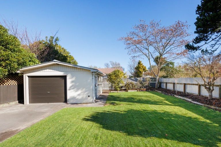 Photo of property in 32 Colombo Street, Hokowhitu, Palmerston North, 4410