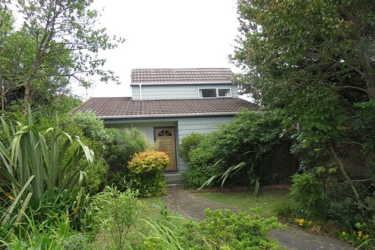 Photo of property in 2 Trilids Lane, Churton Park, Wellington, 6037