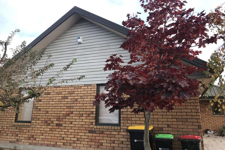 Photo of property in 21 Kowhai Avenue, Rangiora, 7400