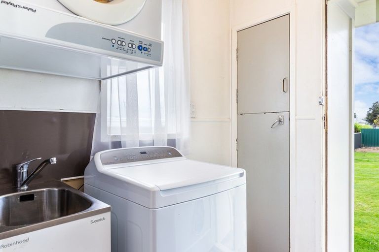 Photo of property in 15 Simkin Street, Taupo, 3330