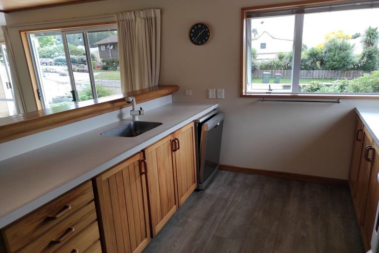 Photo of property in 15b Heuchan Lane, Wanaka, 9305