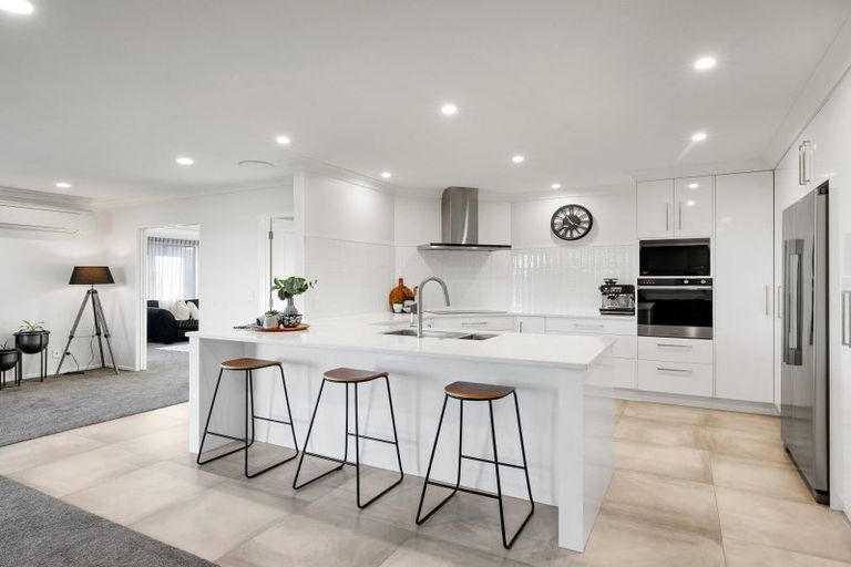 Photo of property in 5 Friesian Place, Grandview Heights, Hamilton, 3200