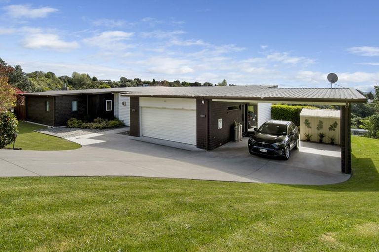 Photo of property in 33r Oceana Drive, Welcome Bay, Tauranga, 3175