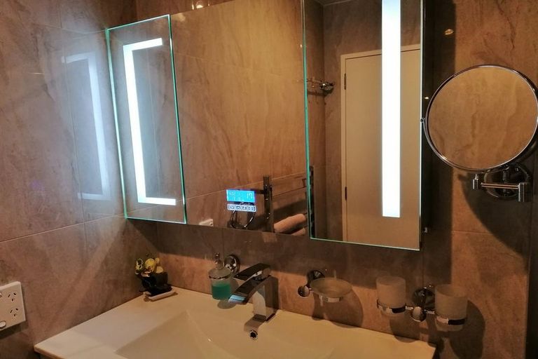 Photo of property in 76 Ferndown Avenue, Papatoetoe, Auckland, 2025